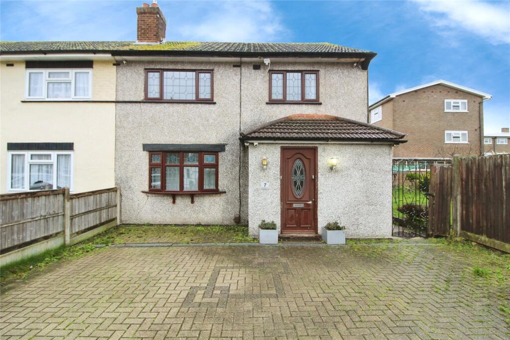 Main image of property: Easedale Drive, Hornchurch, RM12