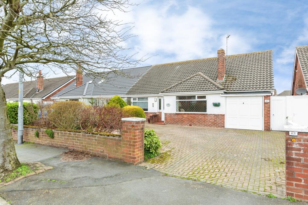 Main image of property: St. Thomas Road, Lytham St. Annes, Lancashire, FY8