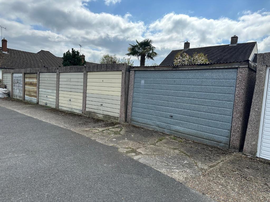 Main image of property: Main Road, Sundridge, Sevenoaks, Kent, TN14 6EH