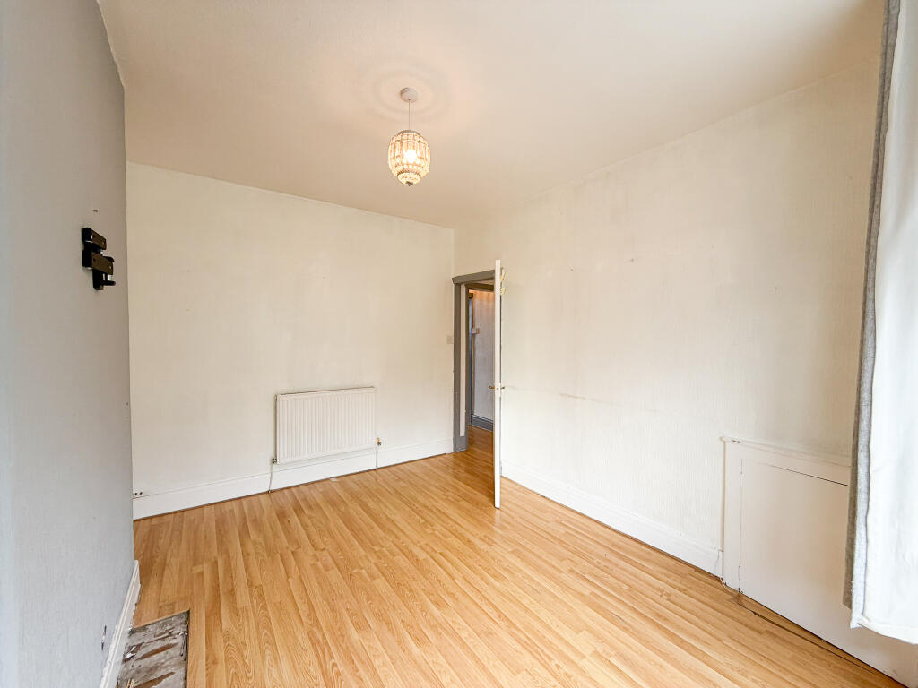 House in Tameside, Greater Manchester - View 4