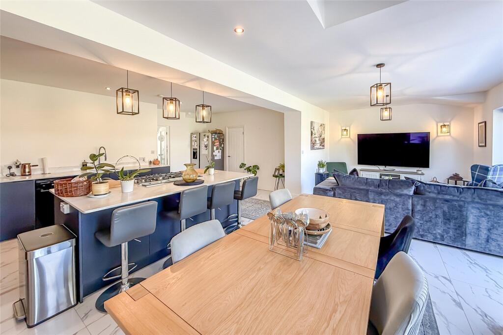 Additional image 5 of Manor Road, London Colney, St. Albans, Hertfordshire, AL2