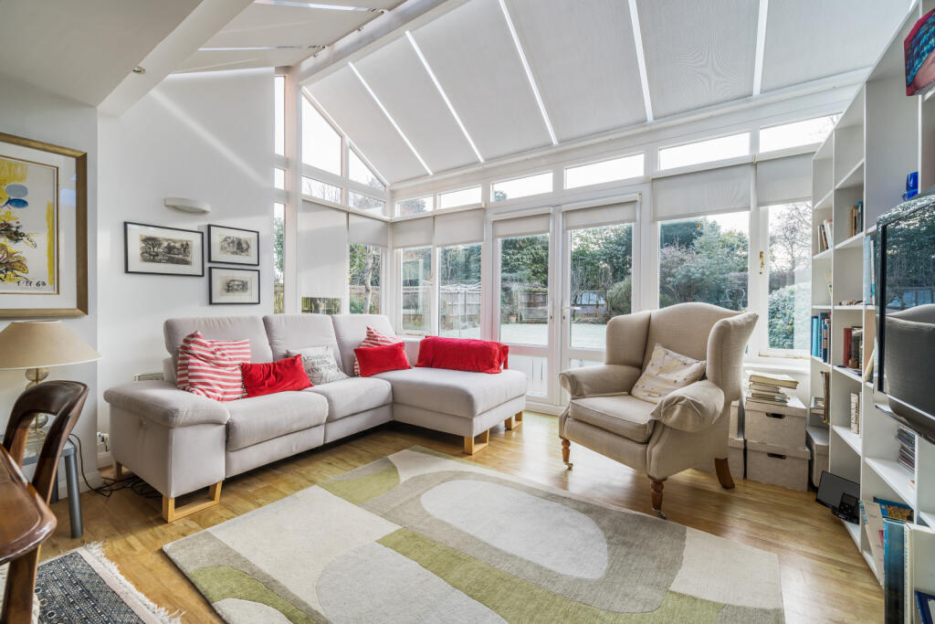 Greys Road, Henley-on-Thames, Oxfordshire, RG9 photo 3