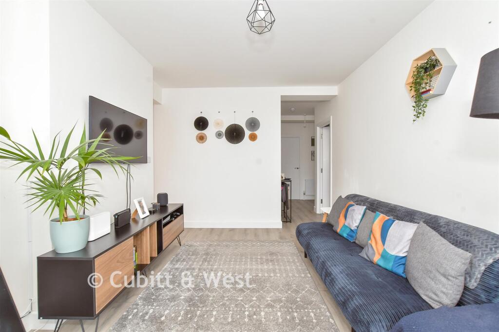 Main image of property: Richmond Avenue, Bognor Regis, West Sussex