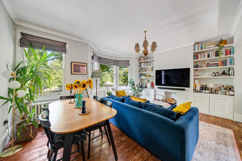 Apartment in London - View 5