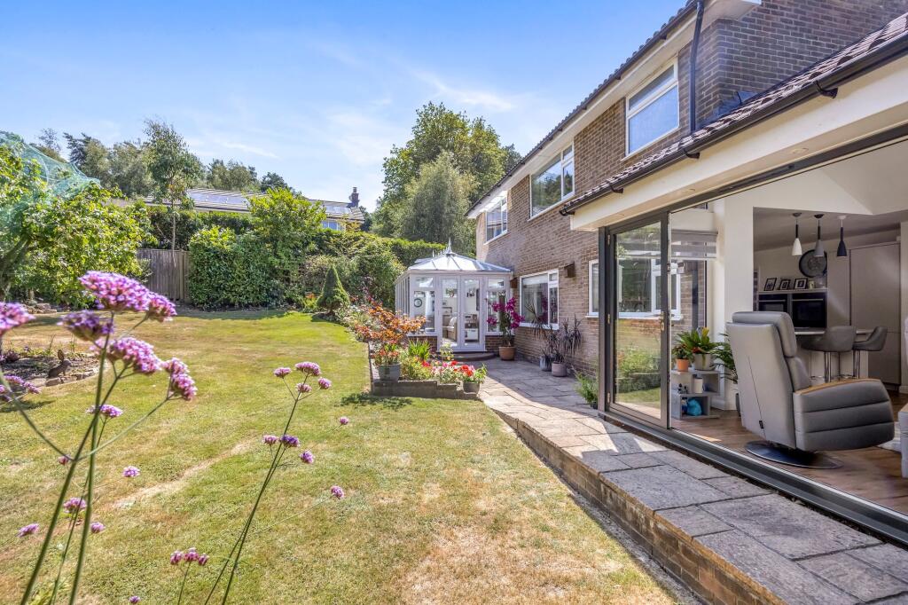 House in Wealden, Crowborough - View 5