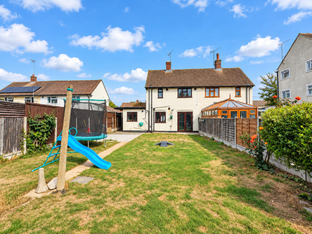 House in Southend-on-Sea - View 2