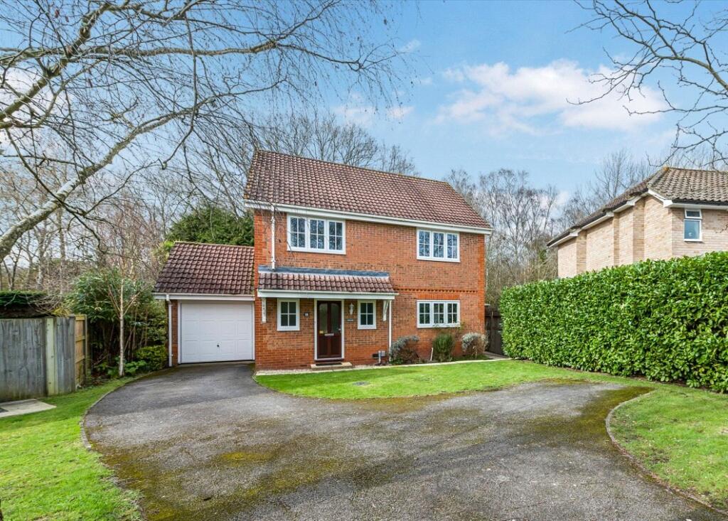 Main image of property: Ivydene, Knaphill, Woking, Surrey, GU21