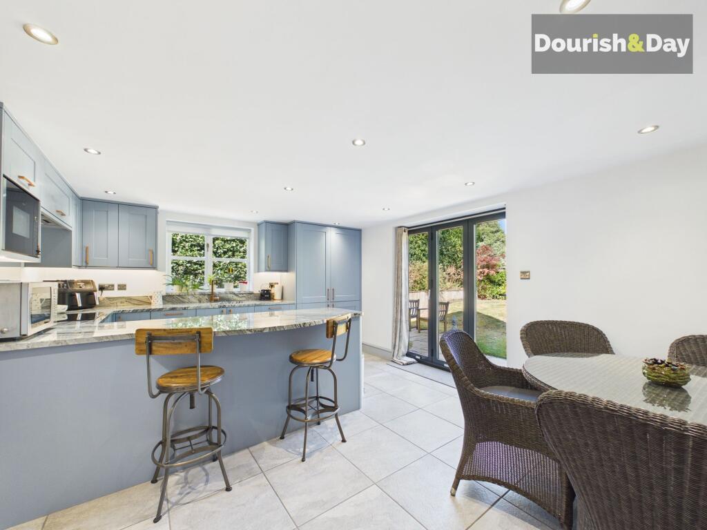 House in Stoke-on-Trent - View 3