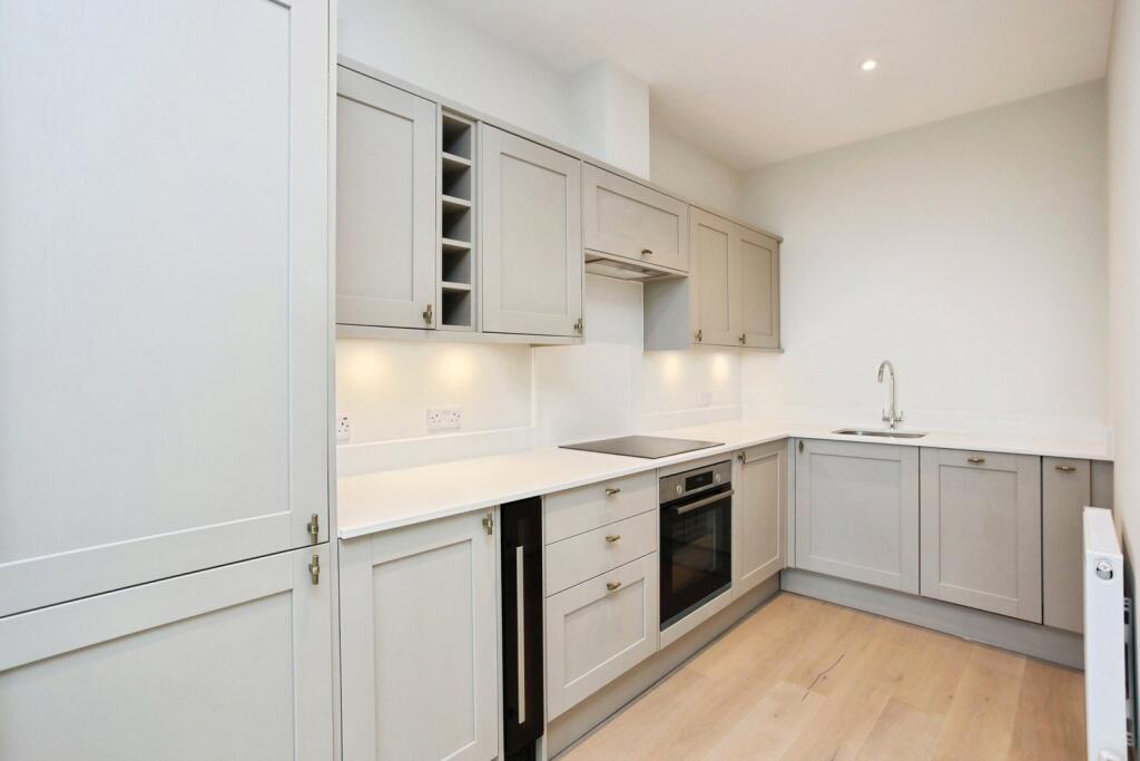 Main image of property: High Street, Pembury, Tunbridge Wells, Kent, TN2