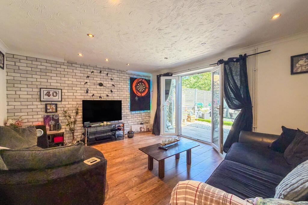 Apartment in New Forest, Pooksgreen, Marchwood - View 3