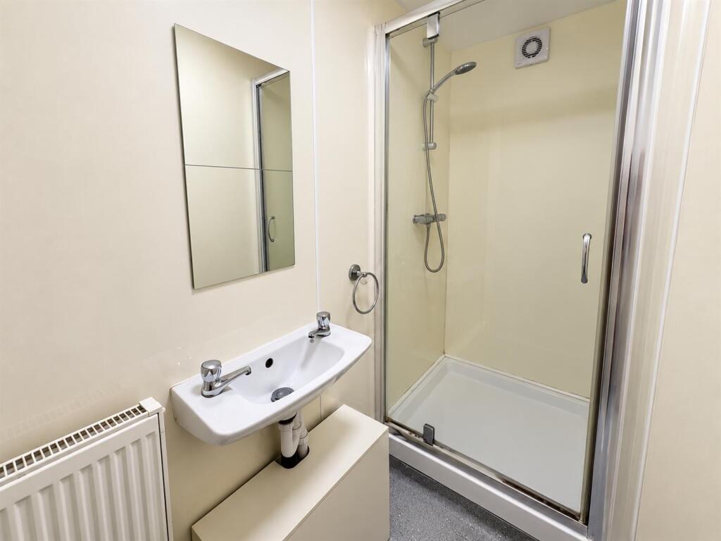 4 bedroom house for rent