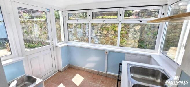 Best rear porch.jpg