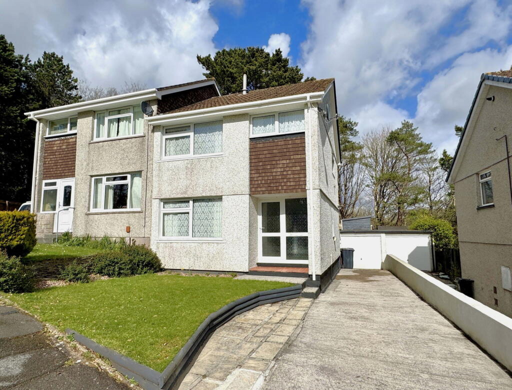 Main image of property: Long Down Gardens, Mainstone, Plymouth, PL6 8SB