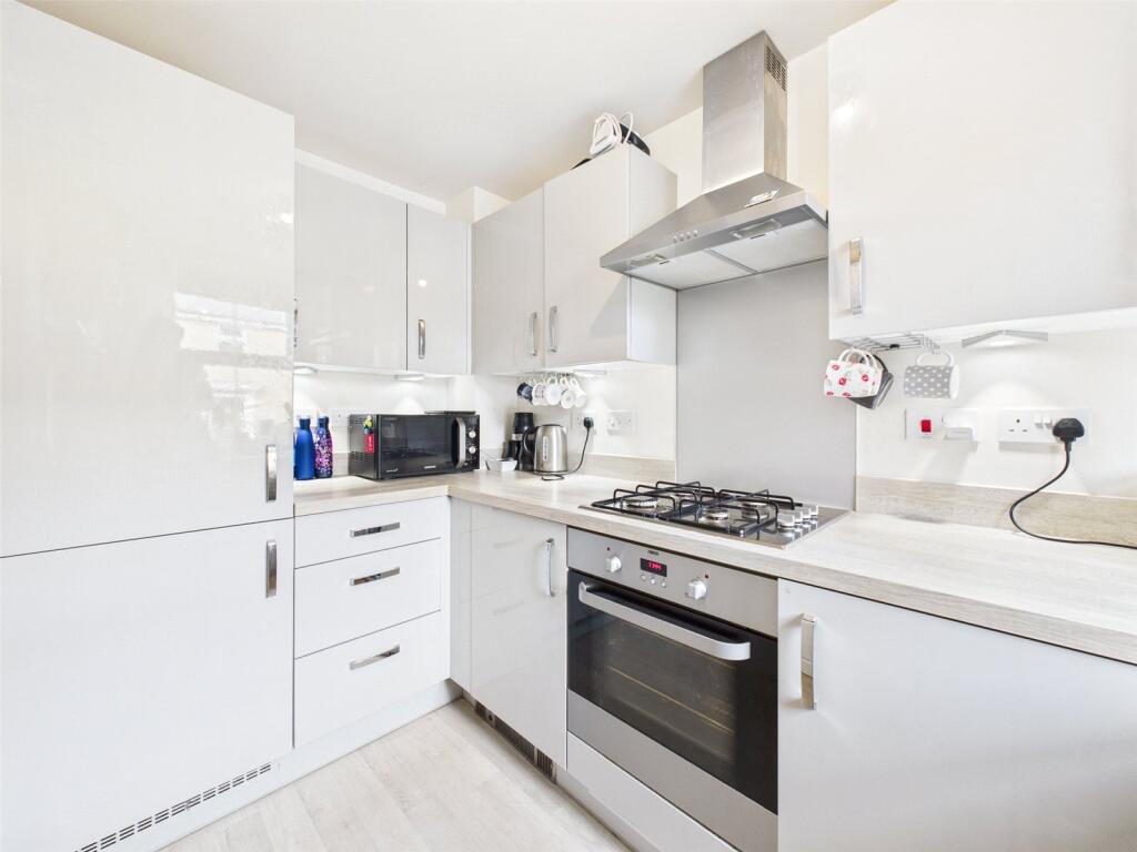 Peregrine Road, Brockworth, Gloucester, Gloucestershire, GL3 photo 4
