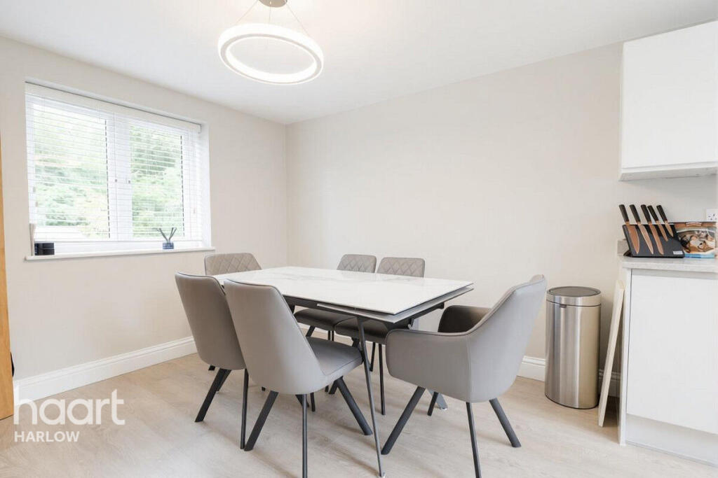House in Harlow, Little Parndon - View 5