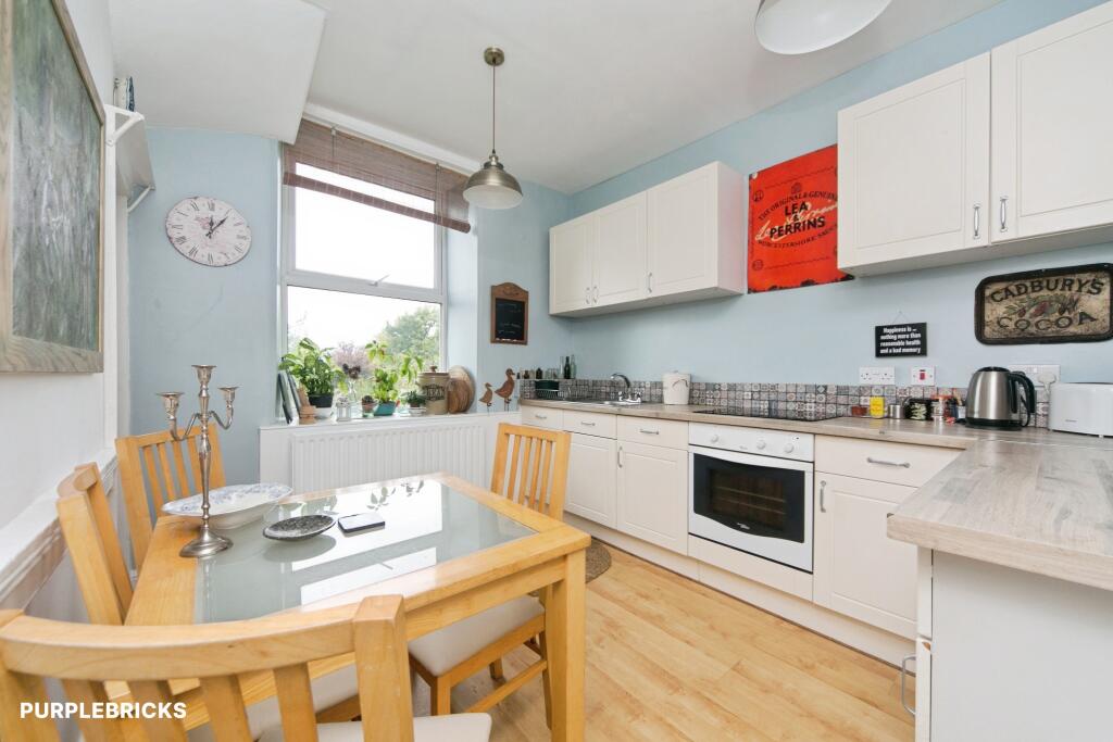 House in Manod, Ffestiniog - More