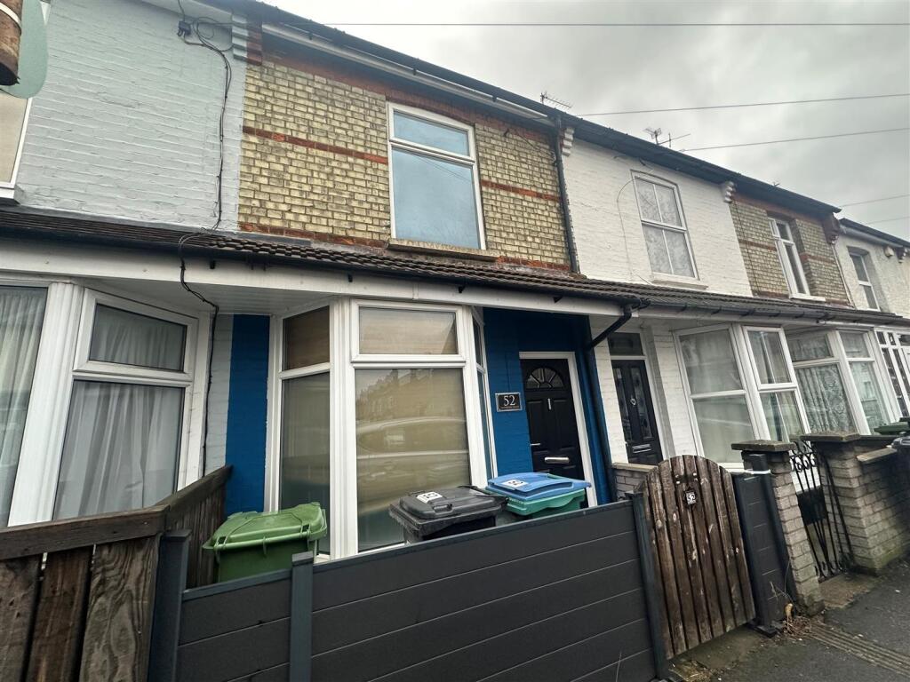 Main image of property: Leavesden Road, Watford