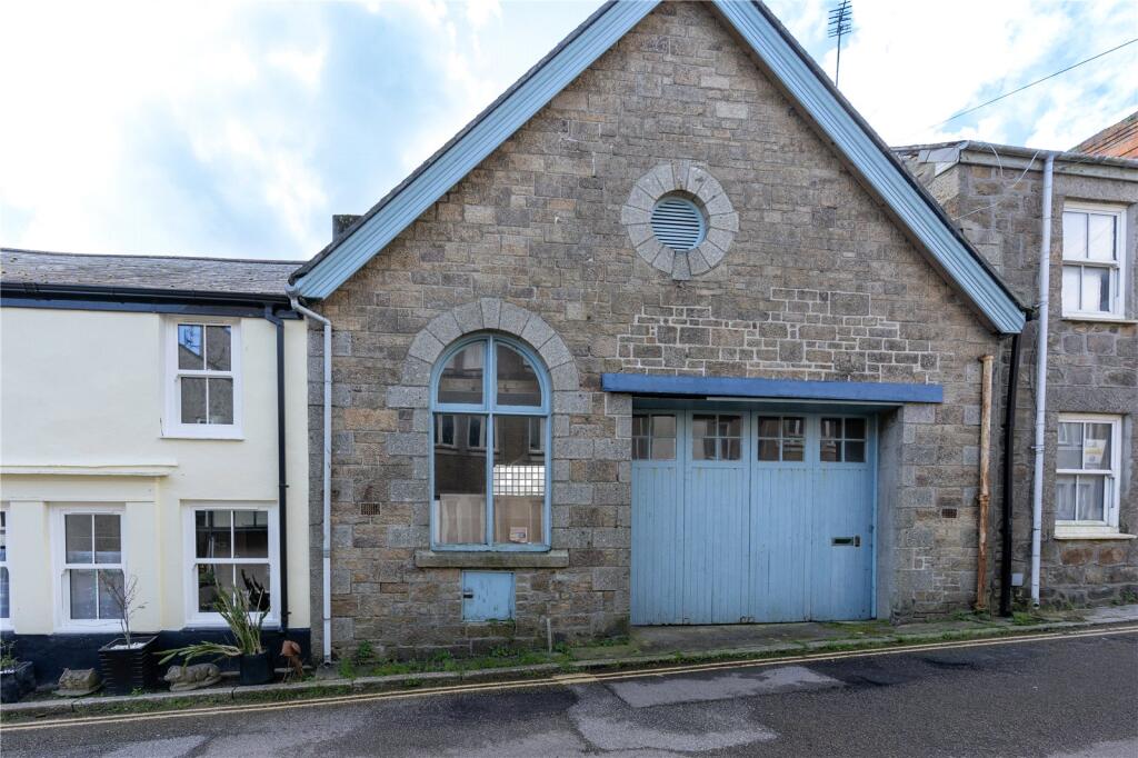 shop/workshop in Penzance, great location
