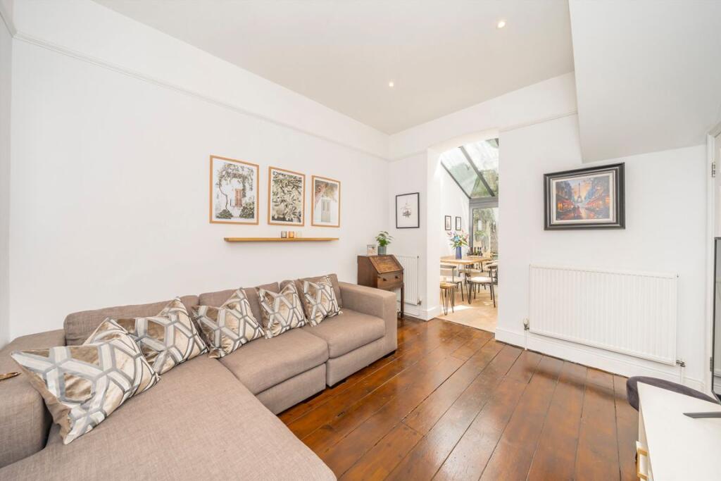 Apartment in London - View 4