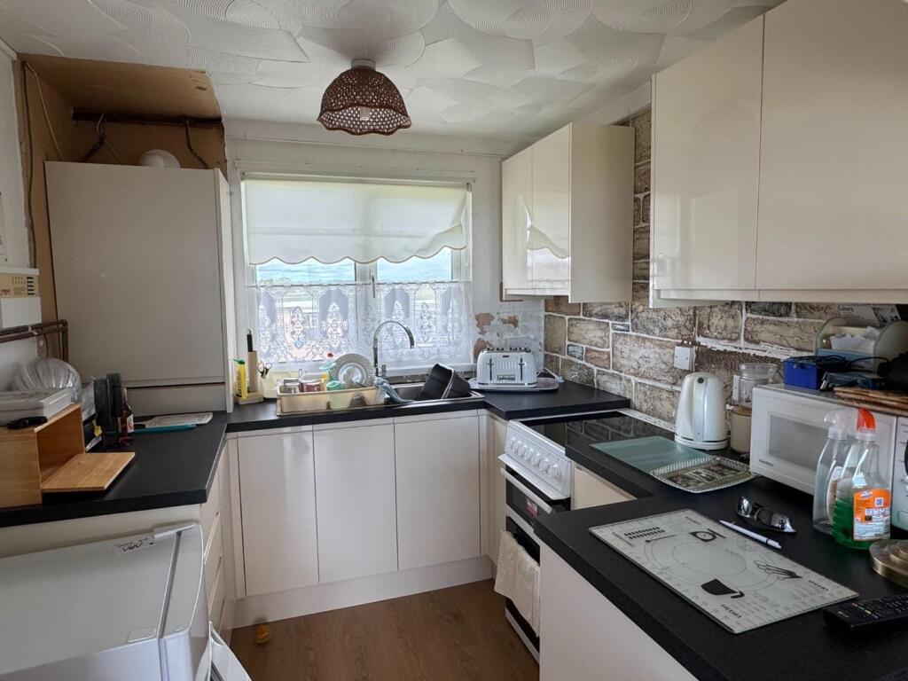 Fort Road, Lavernock - View 4