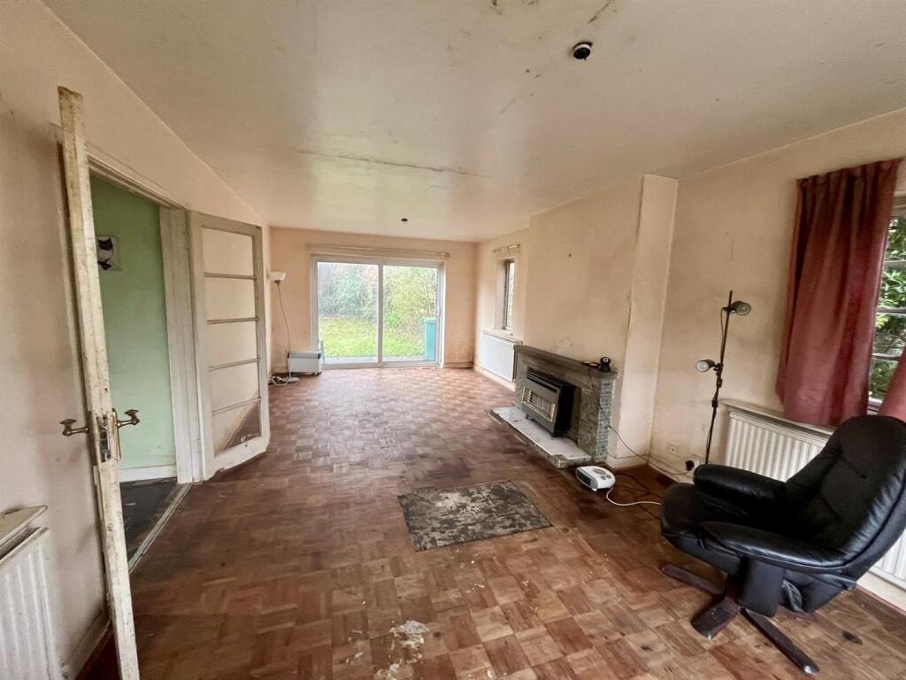 House in Guildford - View 4