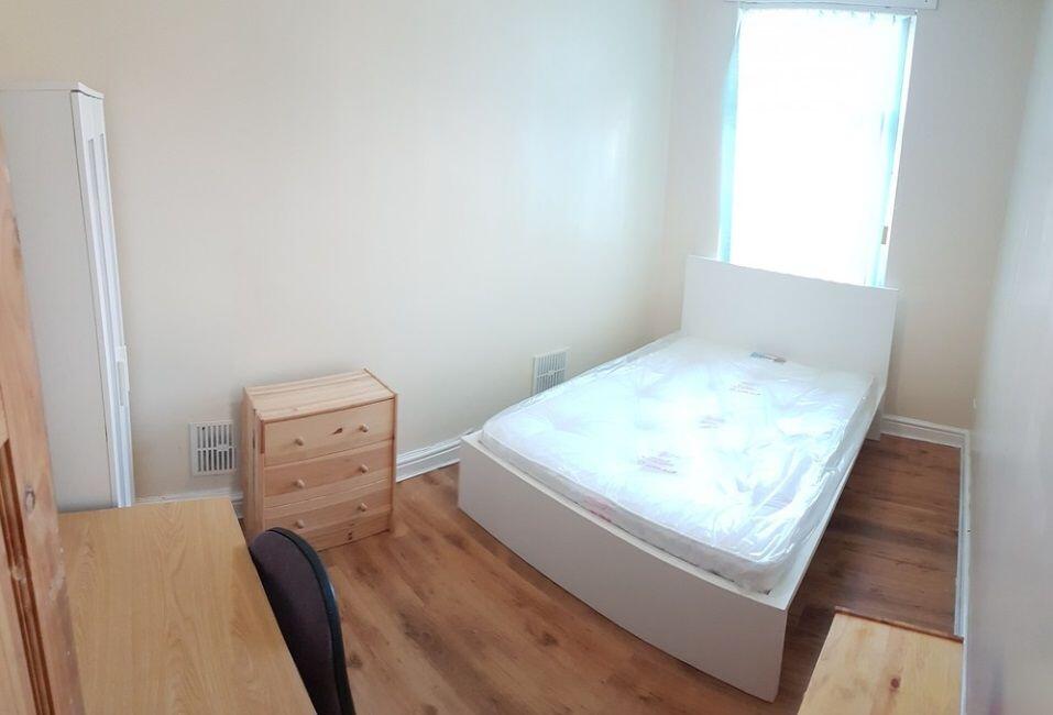 3 bedroom semi-detached house for rent