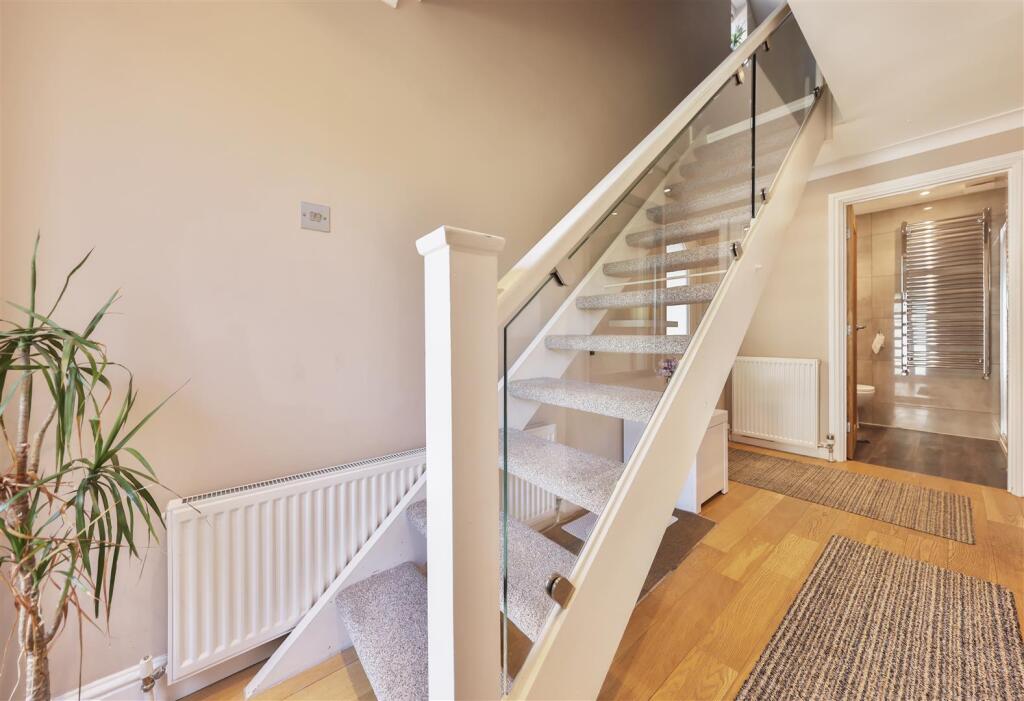 House in York - View 3