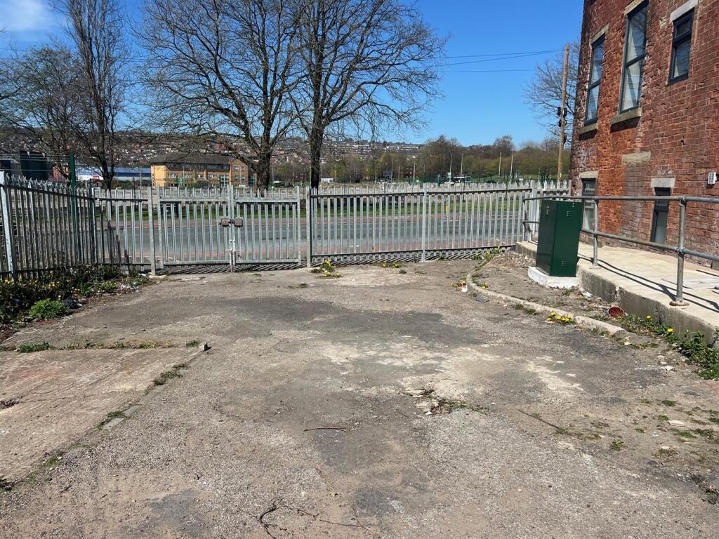 Additional image 12 of Eanam, Blackburn