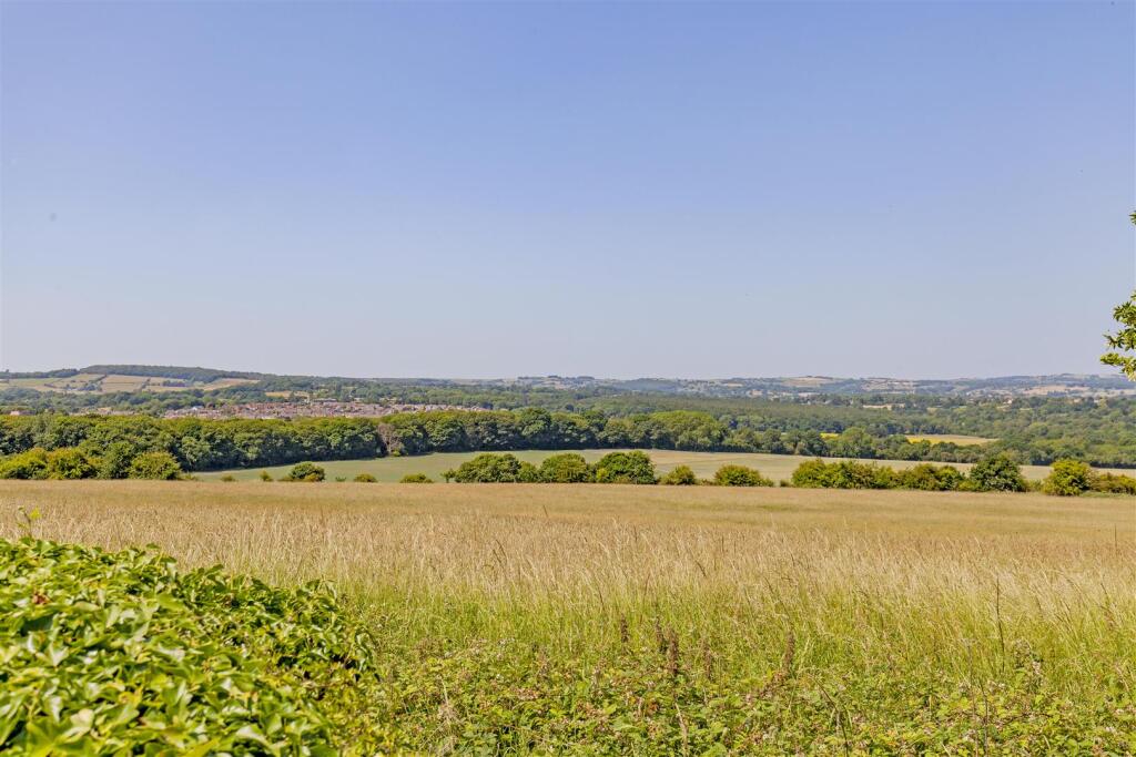 West View,Longedge Lane,Wingerworth photo 5
