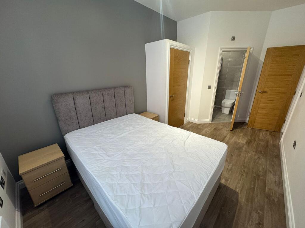 Apartment in Birmingham - More