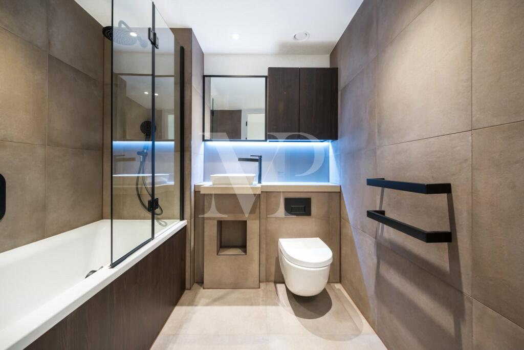 Apartment in London - More