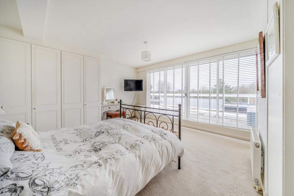 Parkside, Court Downs Road, Beckenham, Kent, BR3 photo 5