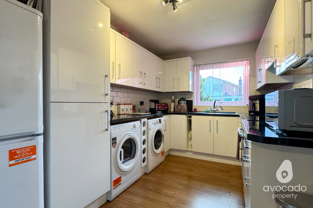 House in Basingstoke and Deane, Tadley - View 6