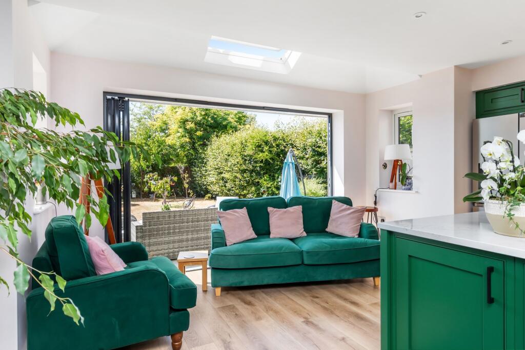 House in Brighton - More