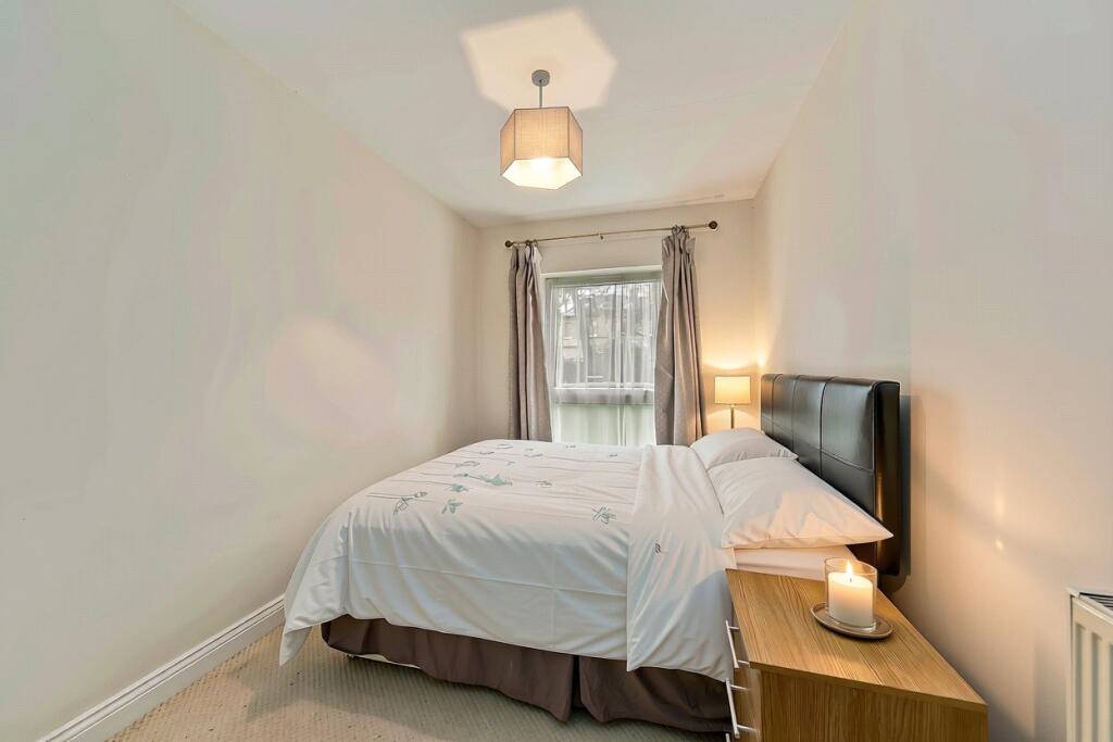 Apartment in London, East Twickenham, St Margarets - View 3