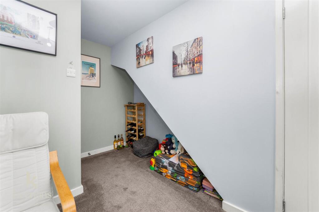 Additional image 43 of Redwood Drive, Rossendale