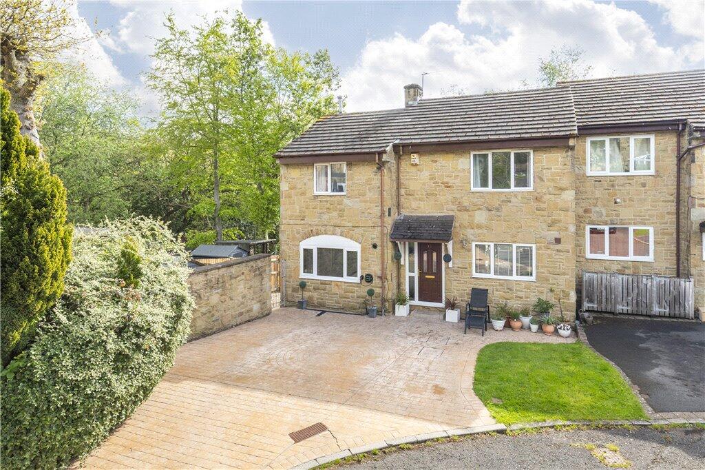Main image of property: East Causeway Crescent, Leeds, West Yorkshire, LS16