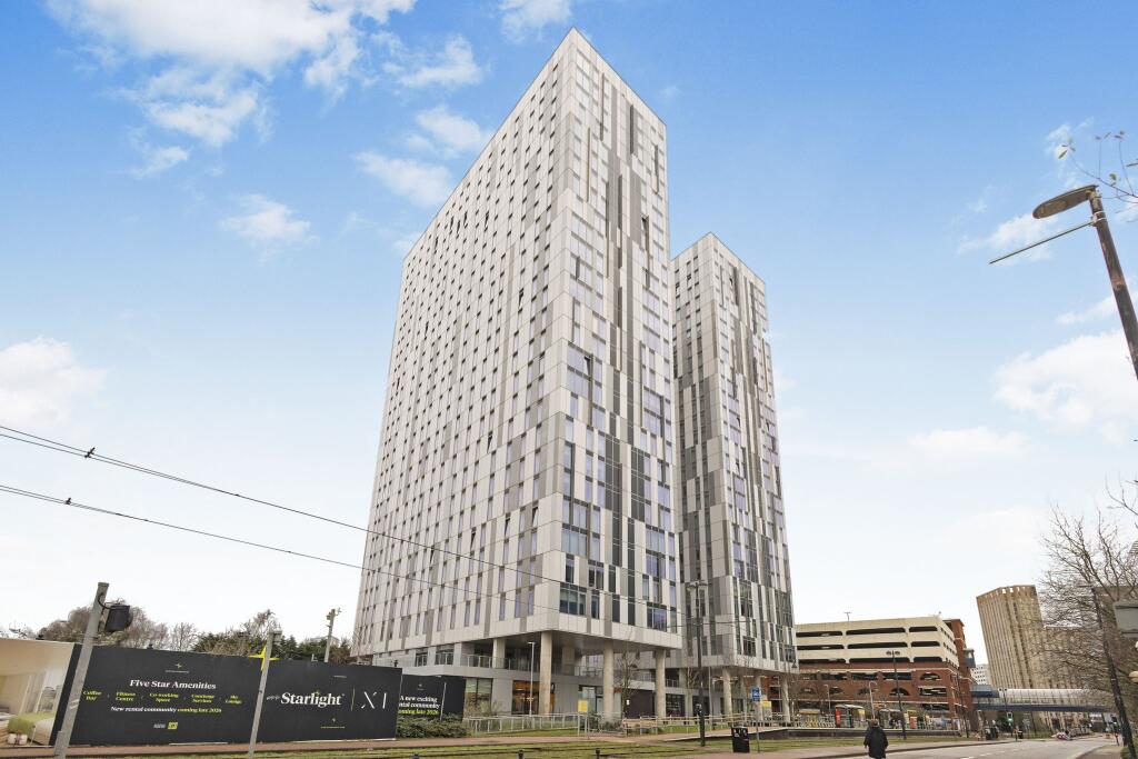 2-bed flat on Michigan Point Tower, 11 Michigan Avenue, Salford, Greater Manchester, M50, £160,000
