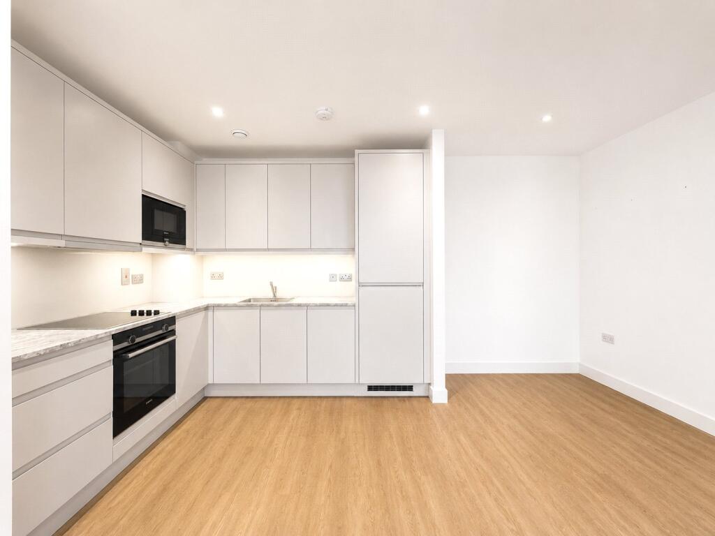 Apartment in London - View 2