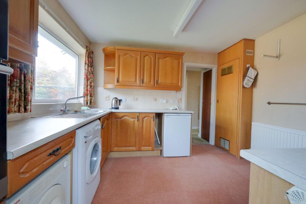 Millers Way, Burgess Hill, RH15 photo 4