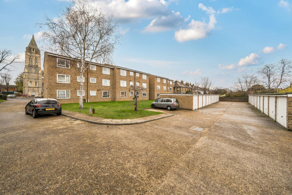 Main image of property: Lennard Road, London