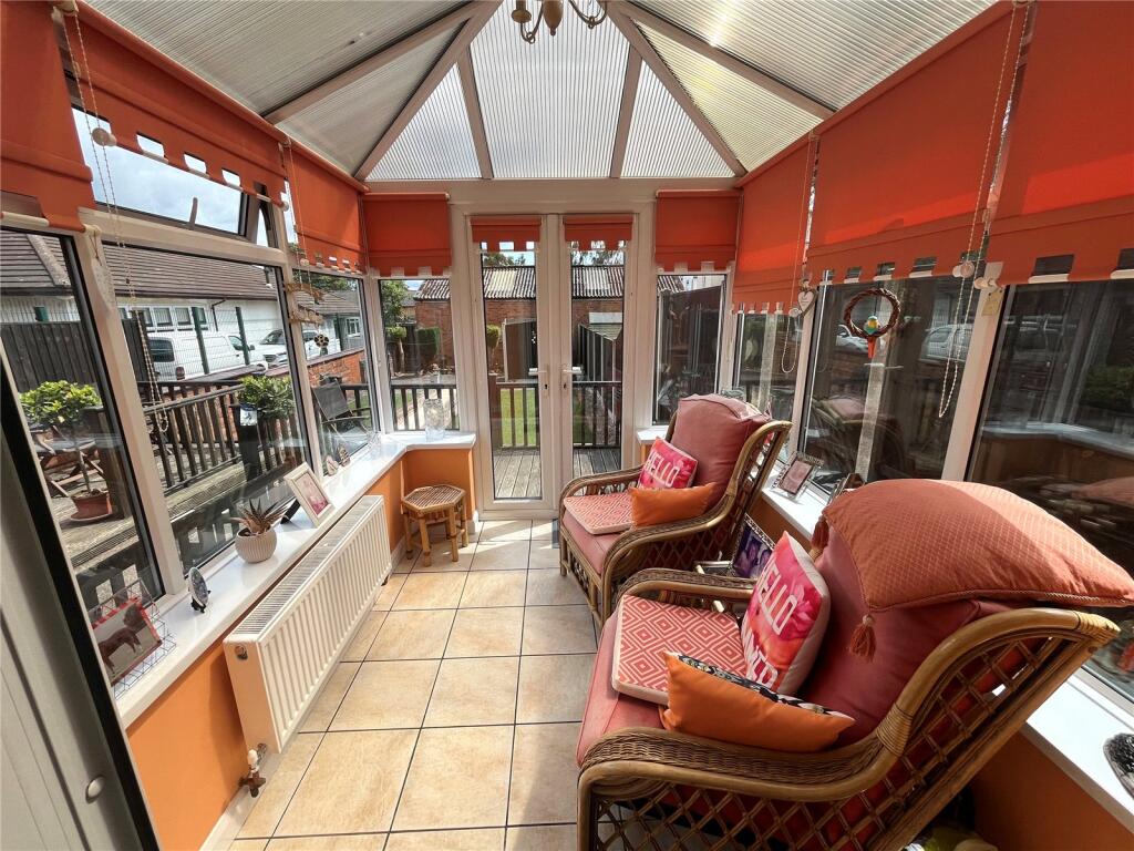 House in Mansfield, Nottinghamshire - View 4