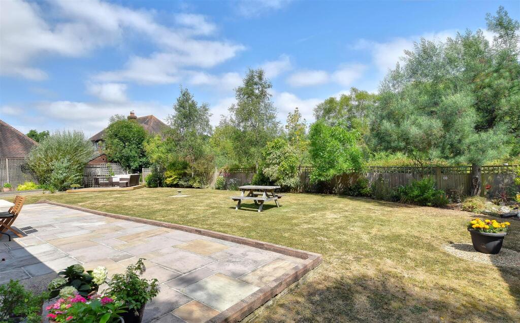 House in Tonbridge - View 5