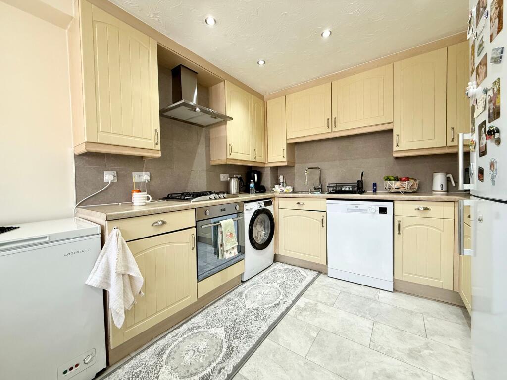 House in Luton - More
