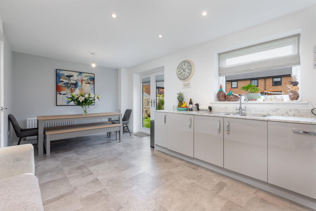 House in Stockton-on-Tees - More