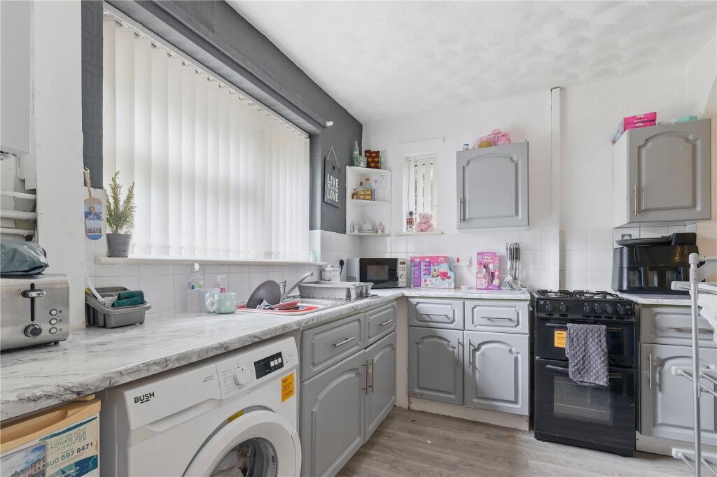 House in Lancashire, Blackburn with Darwen - More