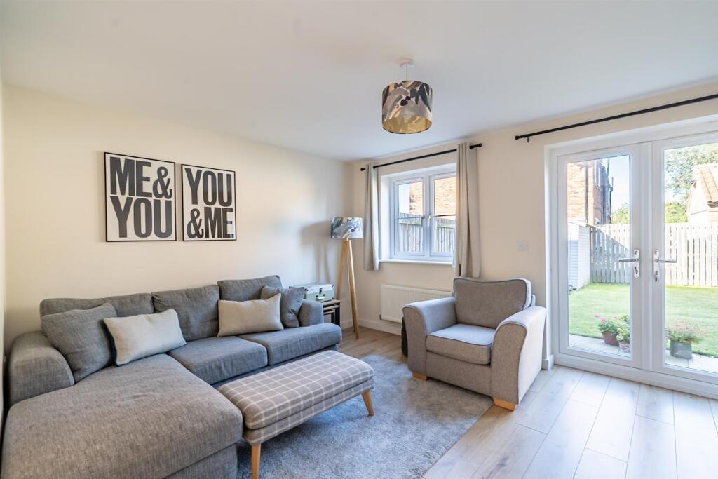 Church Court, Barlby,YO8 5BR photo 2
