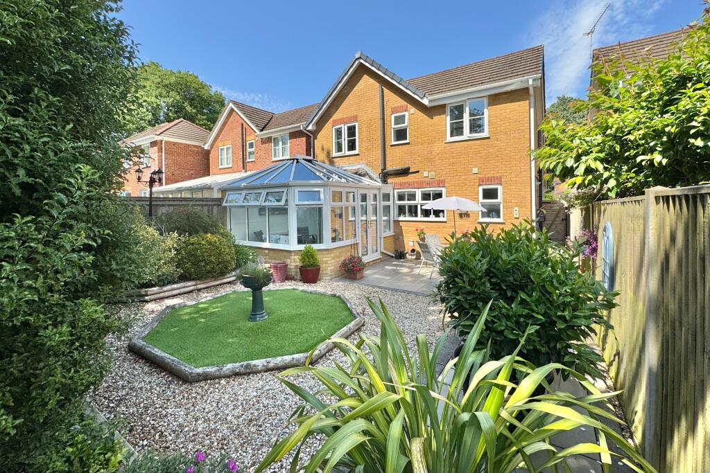 House in Fareham, Whiteley, Titchfield Park - View 3