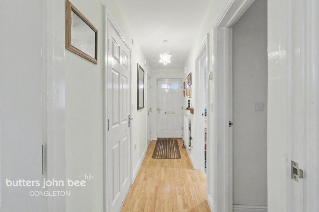 Buckingham Rise, Macclesfield, SK11 photo 2