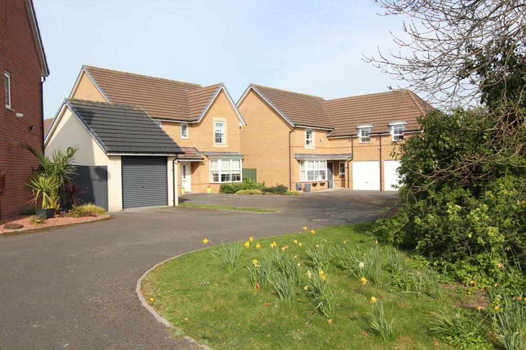 House in St Athan, Higher End, St. Athan - View 4